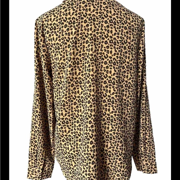 Blush & Day Women’s Small Leopard Long Sleeve Button Up Dress Shirt, made China - Picture 4 of 8